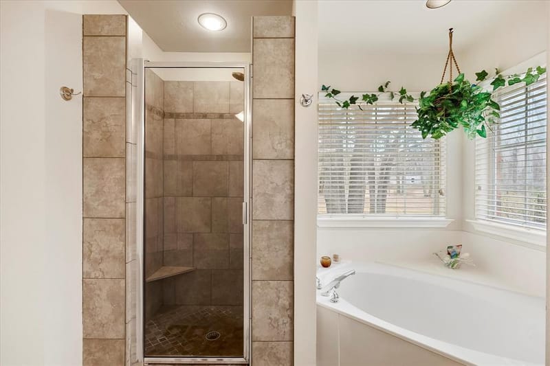 1025 Oak Hollow Lane, Combine TX 75159 - Photo 16