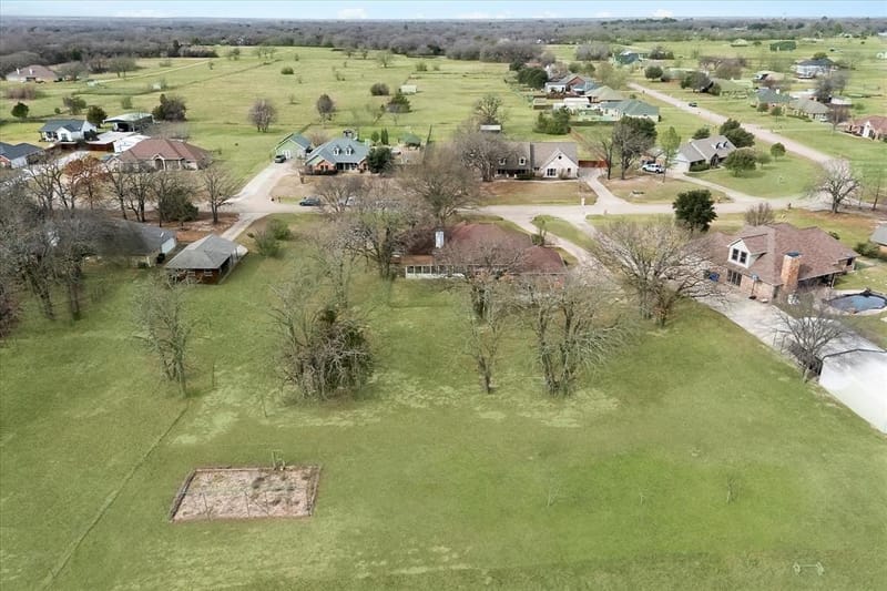 1025 Oak Hollow Lane, Combine TX 75159 - Photo 32
