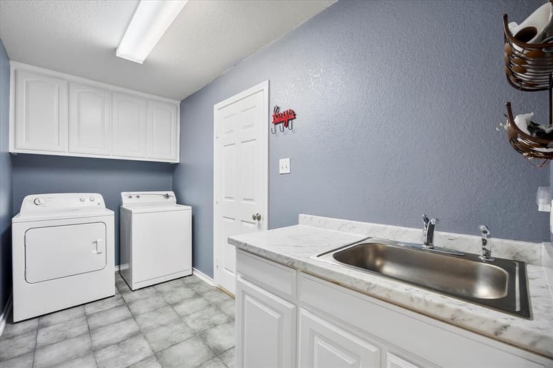 1025 Oak Hollow Lane, Combine TX 75159 - Photo 14