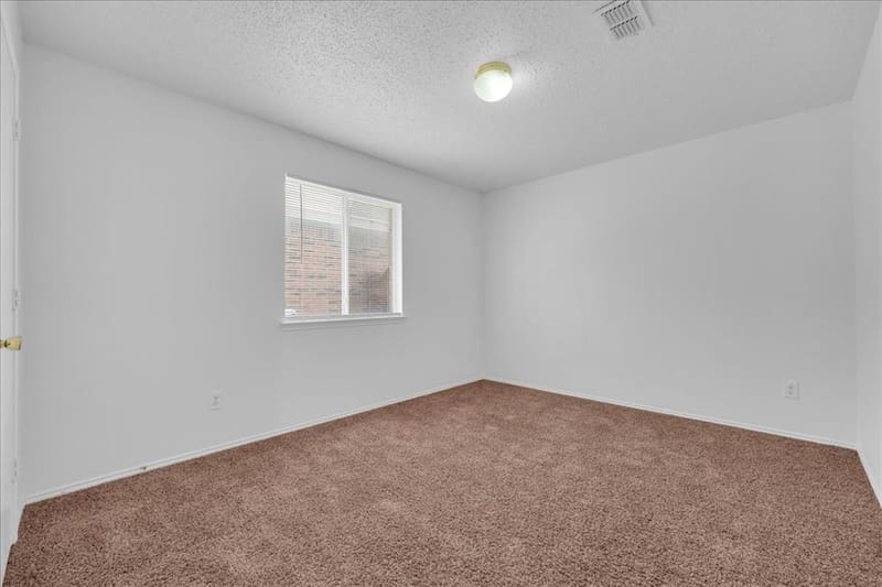 2460 Mallory Lane, Lancaster TX 75134 - Photo 16