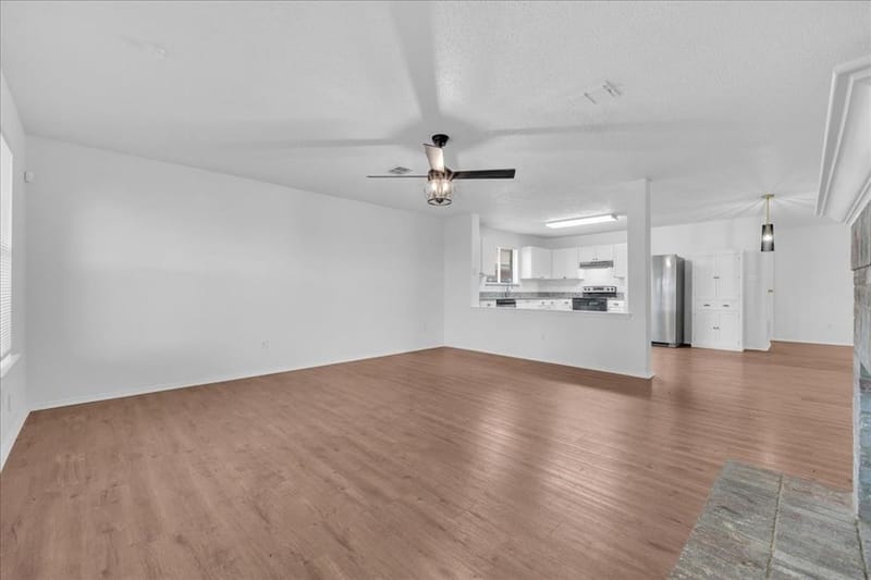 2460 Mallory Lane, Lancaster TX 75134 - Photo 8