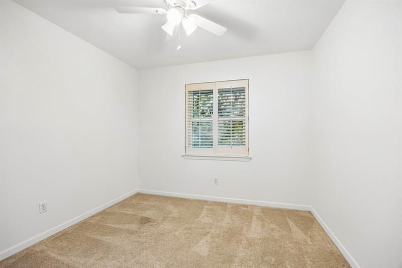 8938 Angleton Place, Dallas TX 75243 - Photo 14