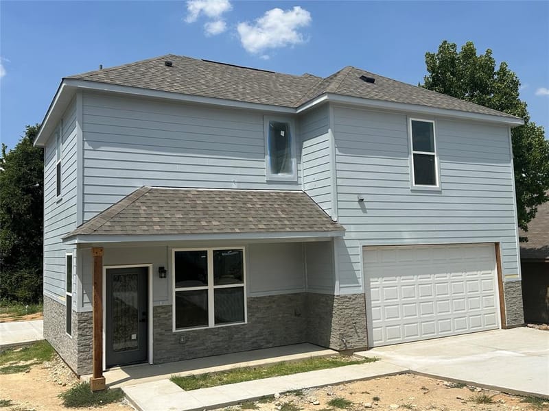 806 N Cates Street, Decatur TX 76234