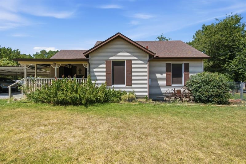112 Sandra Drive, Azle TX 76020
