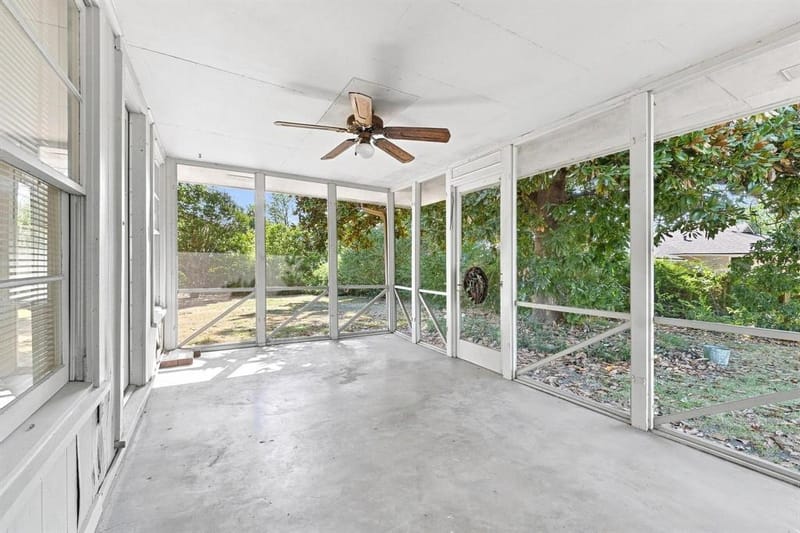 920 Park Avenue, Bonham TX 75418 - Photo 27