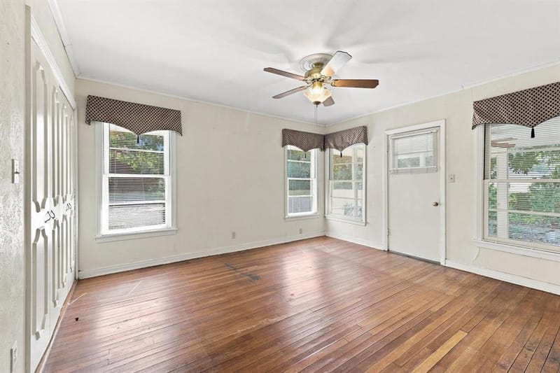 920 Park Avenue, Bonham TX 75418 - Photo 29