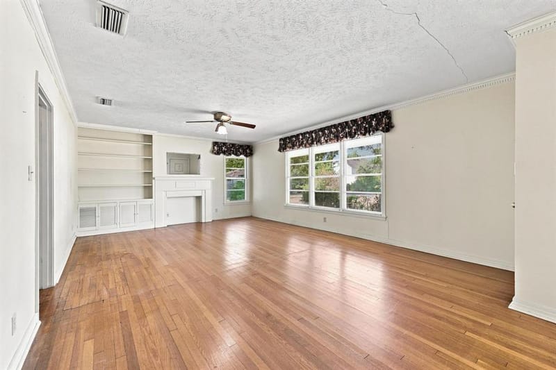 920 Park Avenue, Bonham TX 75418 - Photo 4