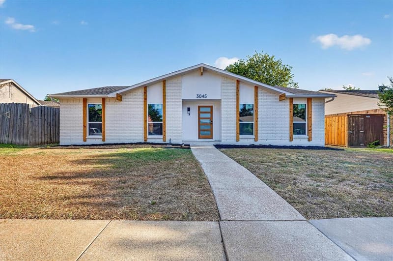 3045 Villa Sur Trail, Dallas TX 75228