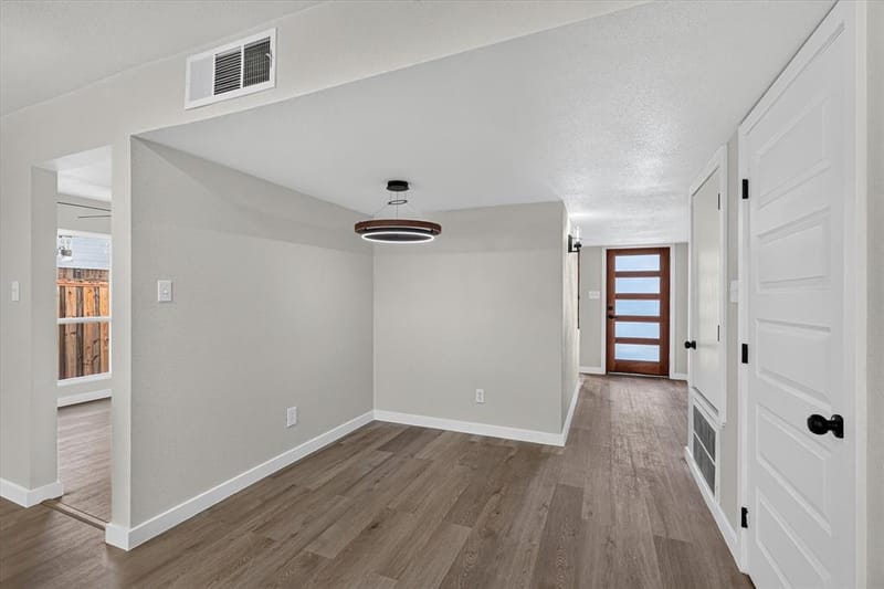 3045 Villa Sur Trail, Dallas TX 75228 - Photo 4