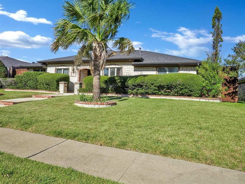 3015 Kensington Drive, Mesquite TX 75150