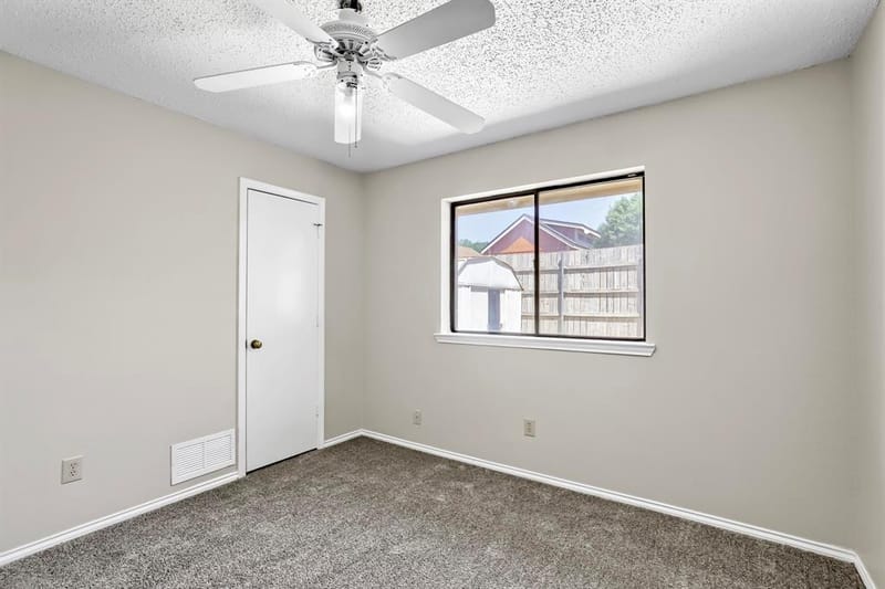 2212 Oak Bluff Drive, Flower Mound TX 75028 - Photo 10