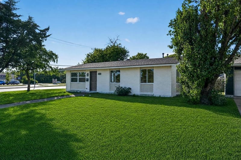 1037 W Grubb Drive, Mesquite TX 75149