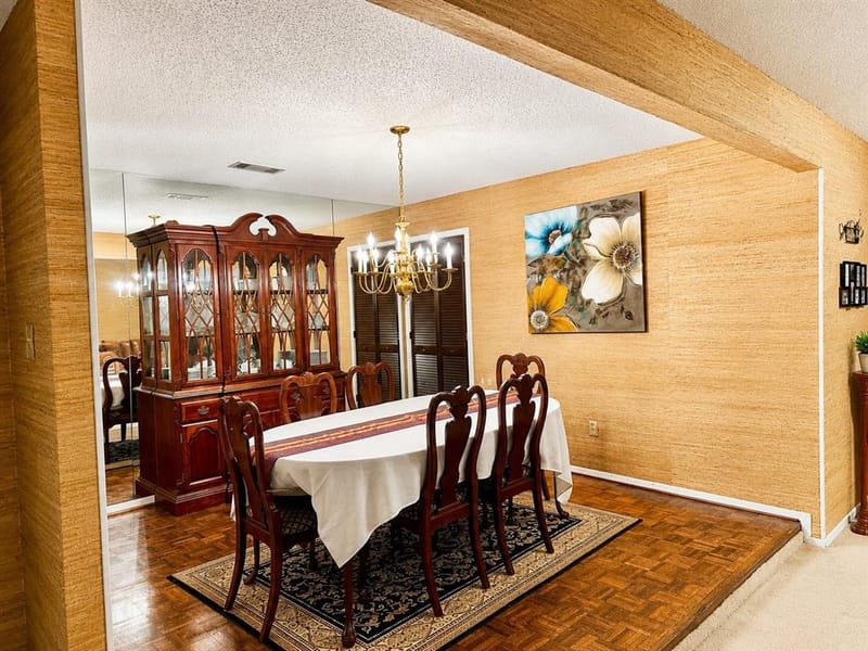 1205 Riverview Drive, Arlington TX 76012 - Photo 8