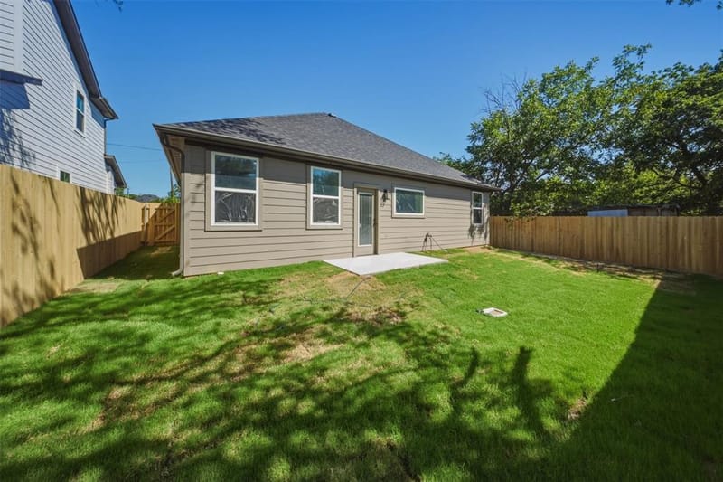 5559 Mercedes Circle, Granbury TX 76048 - Photo 23