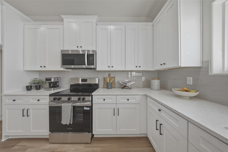 5559 Mercedes Circle, Granbury TX 76048 - Photo 6