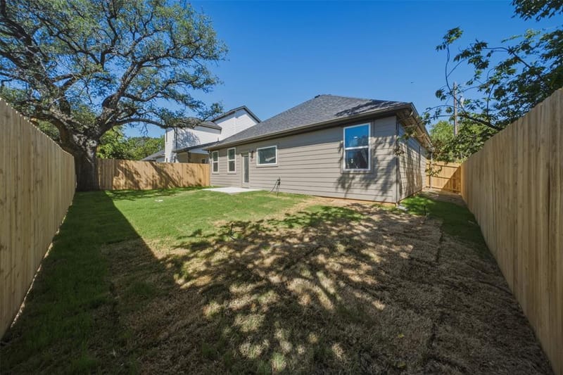 5559 Mercedes Circle, Granbury TX 76048 - Photo 22
