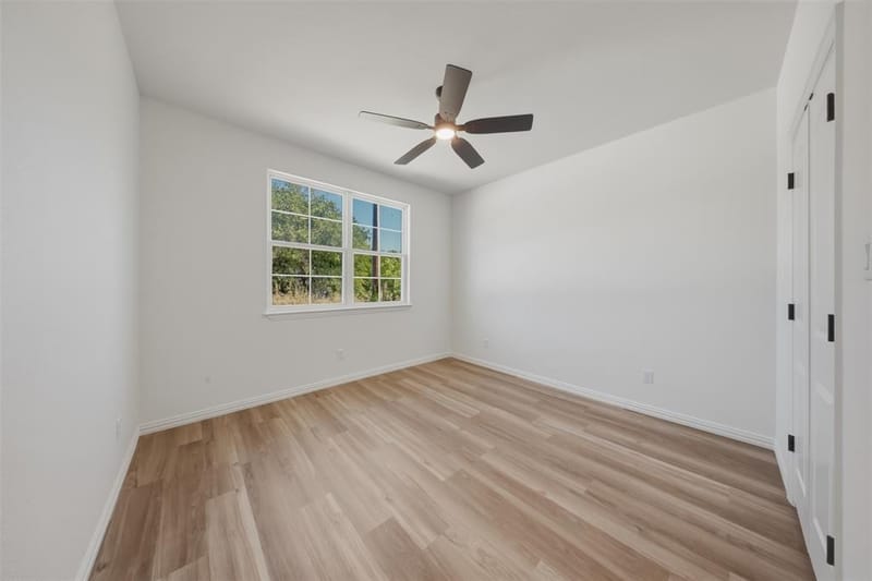 5559 Mercedes Circle, Granbury TX 76048 - Photo 14