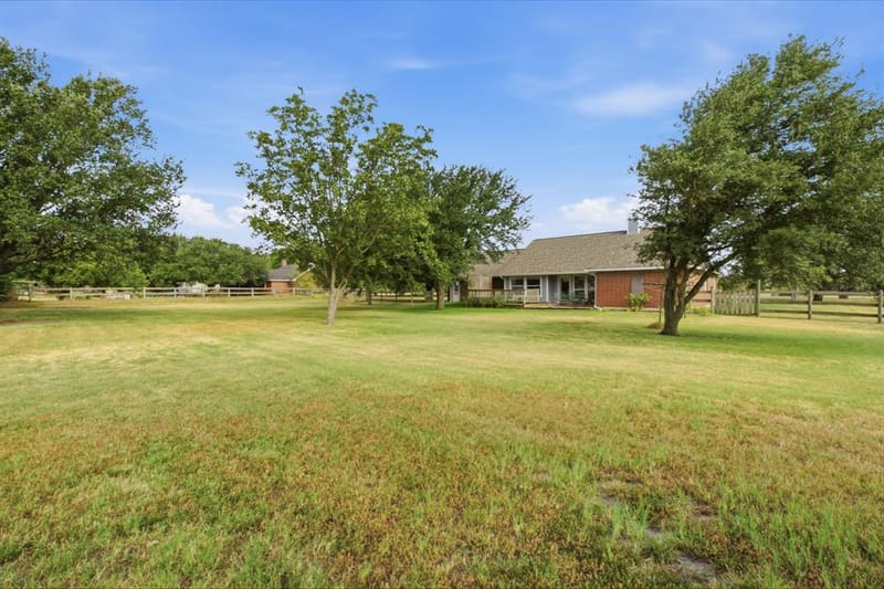 11454 Foutch Road, Pilot Point TX 76258 - Photo 26