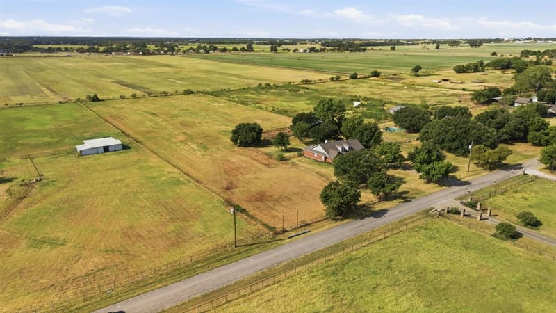 11454 Foutch Road, Pilot Point TX 76258 - Photo 37