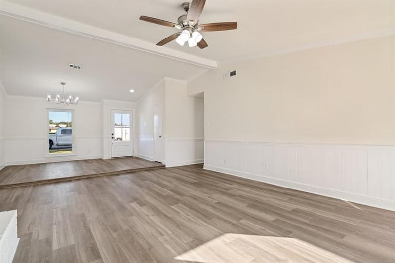 622 Grinnell Drive, Garland TX 75043 - Photo 7