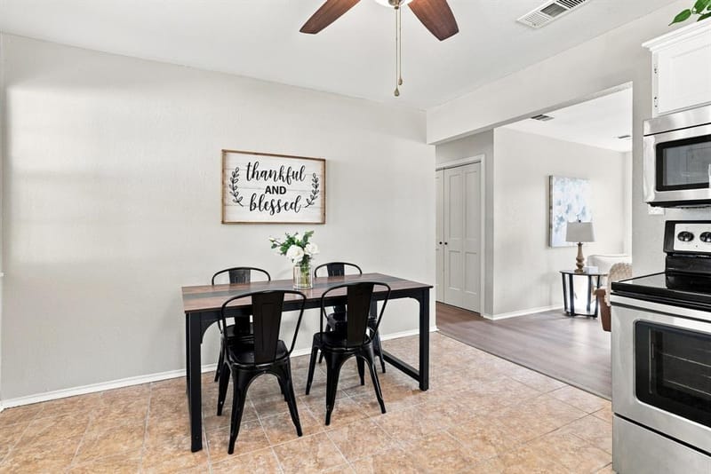 217 E Hull Street, Denison TX 75021 - Photo 7