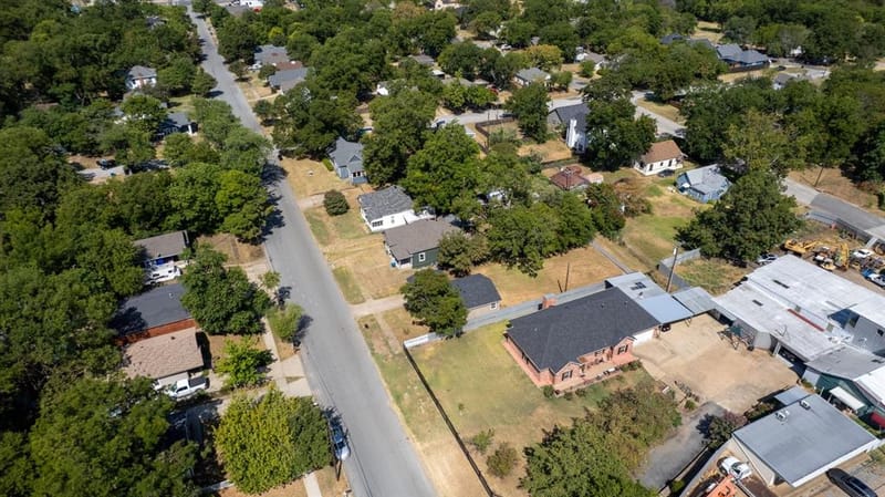 217 E Hull Street, Denison TX 75021 - Photo 19