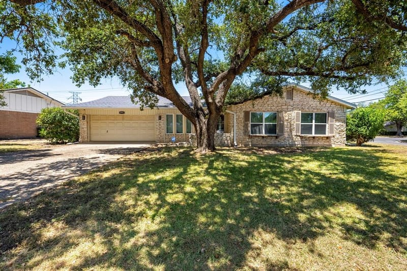 6001 Haden Drive, Waco TX 76710