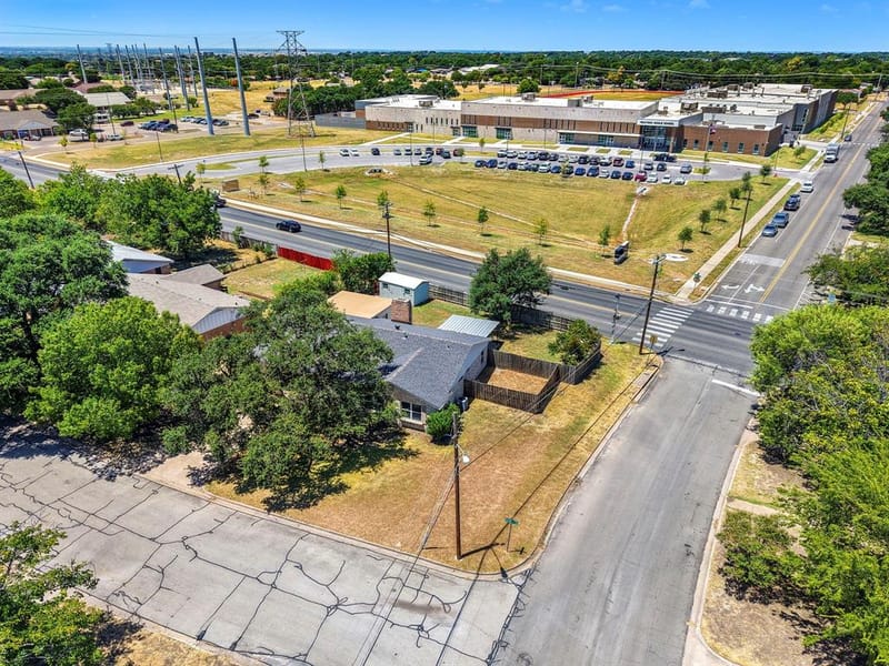 6001 Haden Drive, Waco TX 76710 - Photo 37