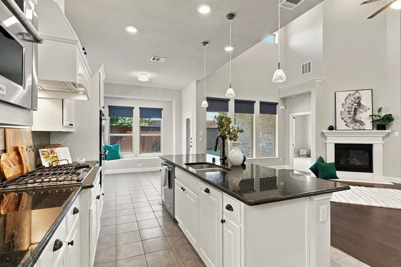 8600 Tutbury Place, McKinney TX 75070 - Photo 12