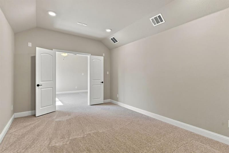 8600 Tutbury Place, McKinney TX 75070 - Photo 32