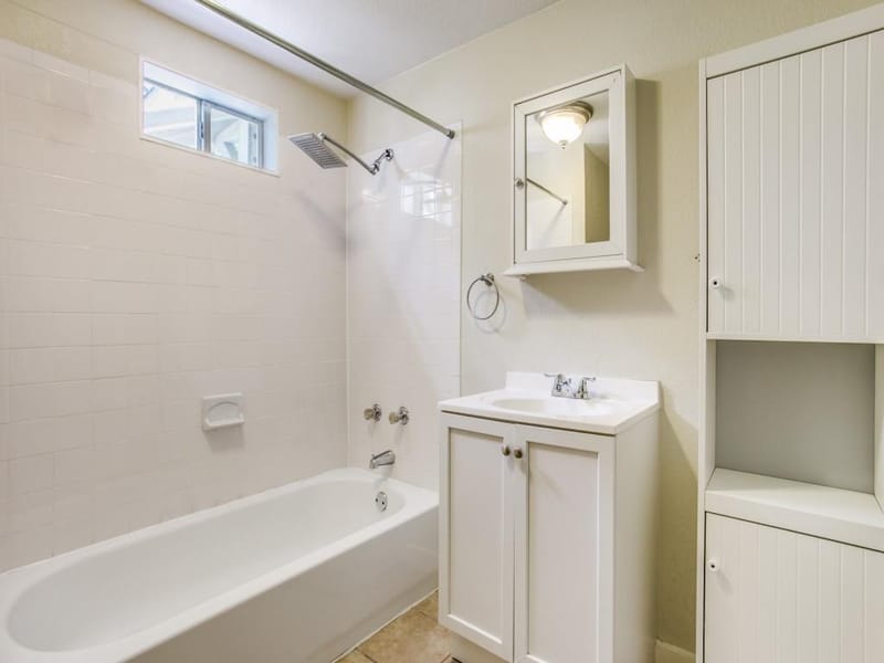 617 N Windomere Avenue, Dallas TX 75208 - Photo 11