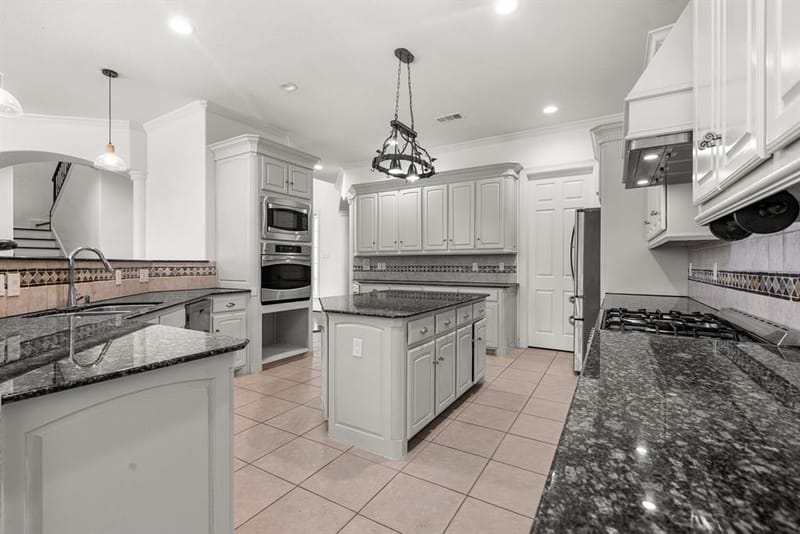902 Saint George Place, DeSoto TX 75115 - Photo 12
