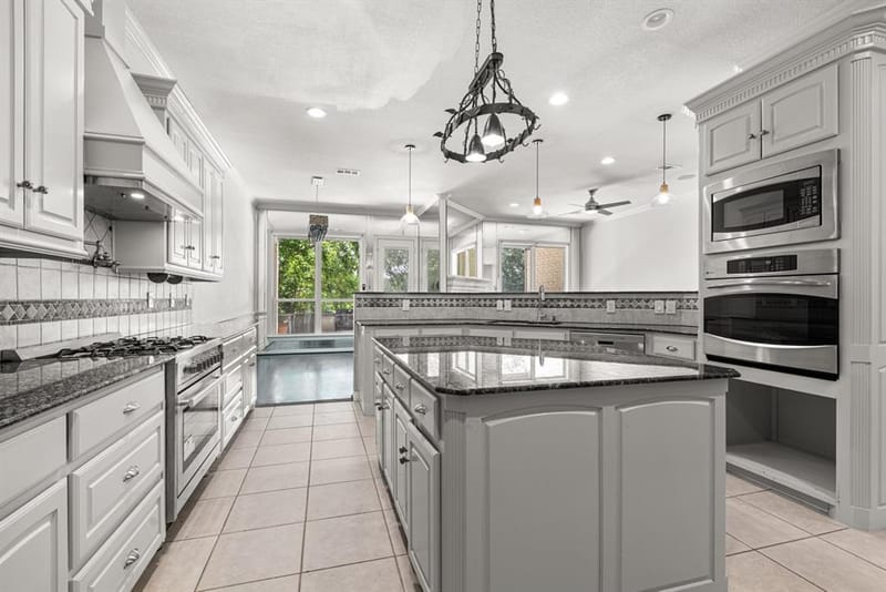 902 Saint George Place, DeSoto TX 75115 - Photo 9