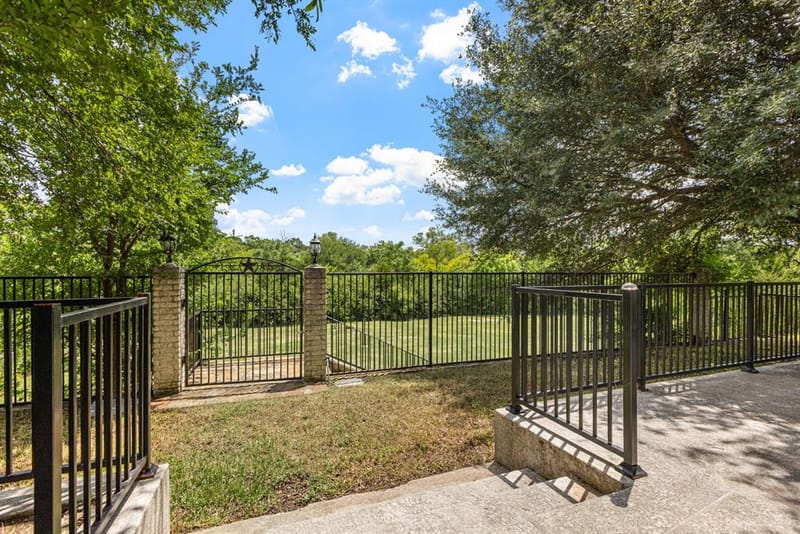 902 Saint George Place, DeSoto TX 75115 - Photo 35