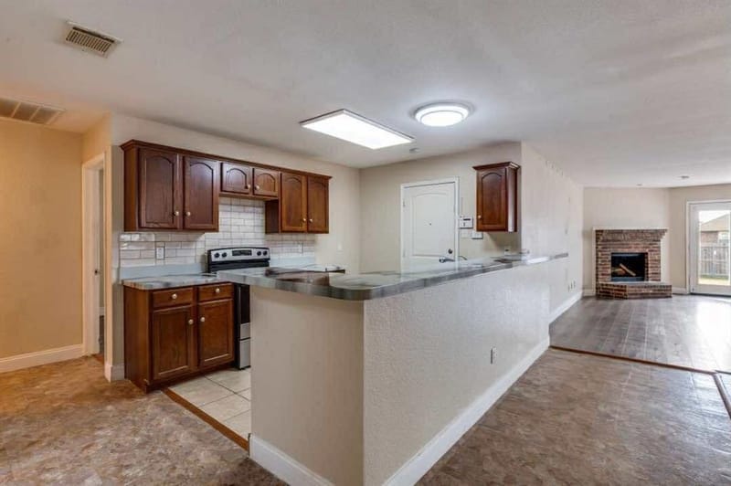 2118 Augusta Street, Lancaster TX 75146 - Photo 8