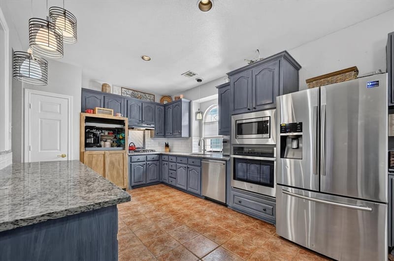 3300 Woodberry Lane, McKinney TX 75071 - Photo 9