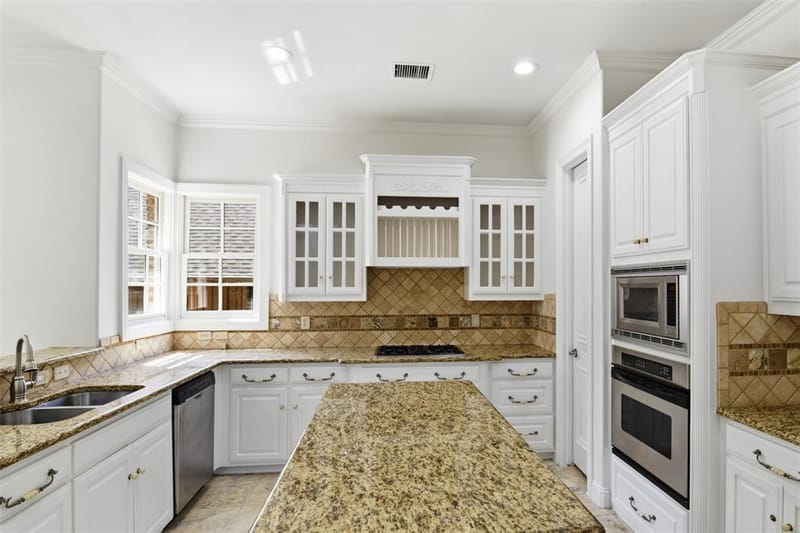 7506 Briarglen Court, Garland TX 75044 - Photo 8