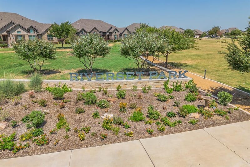 1634 Dewberry Lane, Garland TX 75042 - Photo 37