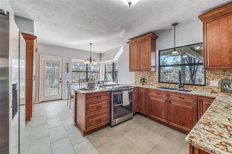 6521 Edgewood Court, Granbury TX 76049 - Photo 15