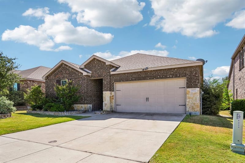 2007 Avondown Road, Forney TX 75126 - Photo 2