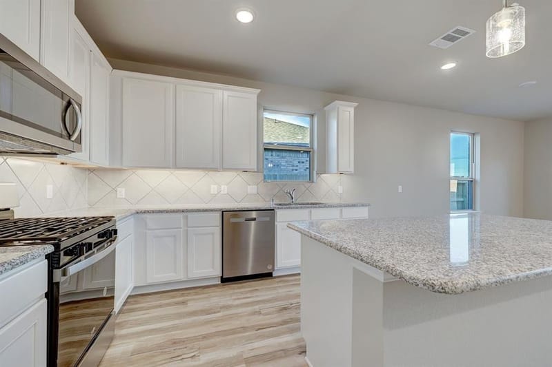 10933 Cacao Drive, Fort Worth TX 76108 - Photo 7