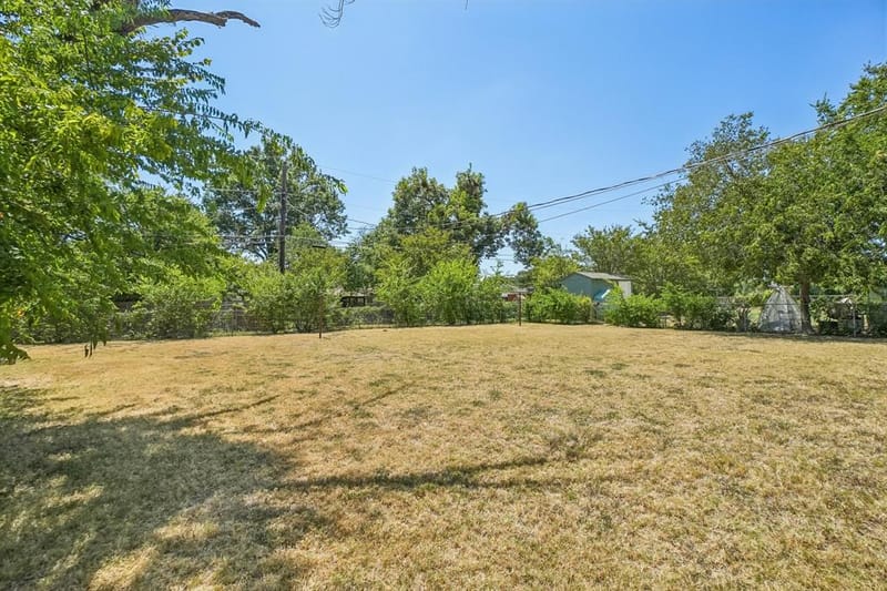 1736 Crestridge Drive, Garland TX 75042 - Photo 27