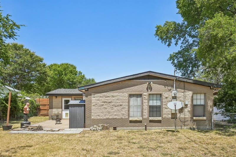 1736 Crestridge Drive, Garland TX 75042 - Photo 28