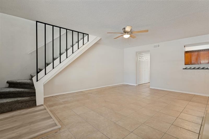 203 Trinidad Drive, Grand Prairie TX 75052 - Photo 7