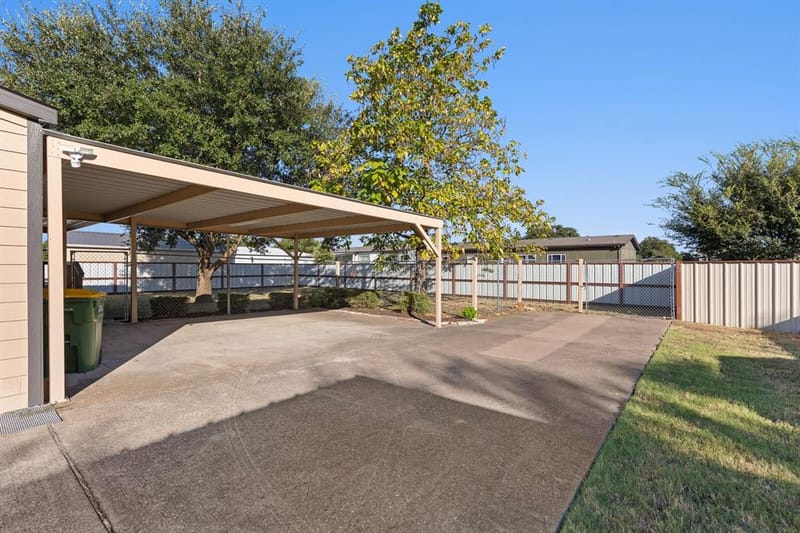 4514 Circle C Drive, Bellmead TX 76705 - Photo 5