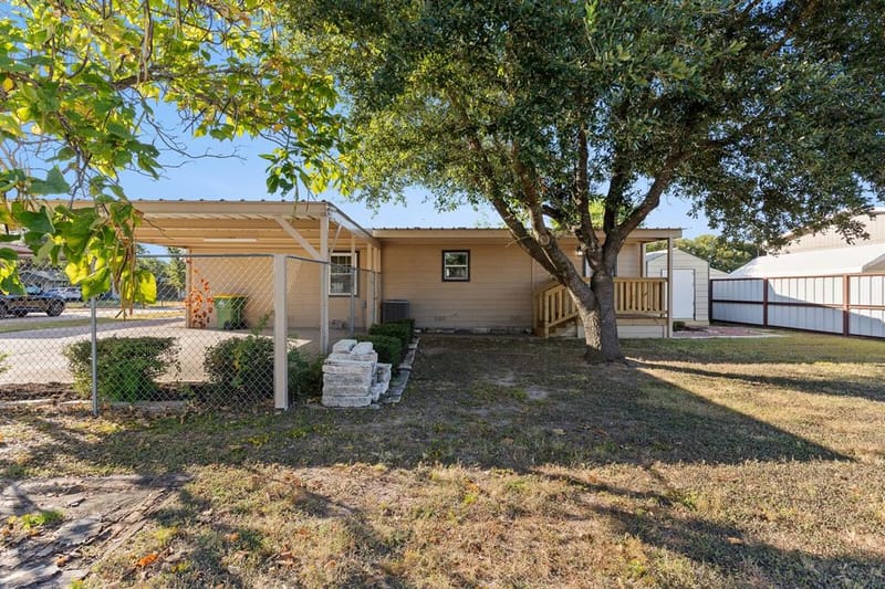 4514 Circle C Drive, Bellmead TX 76705 - Photo 9
