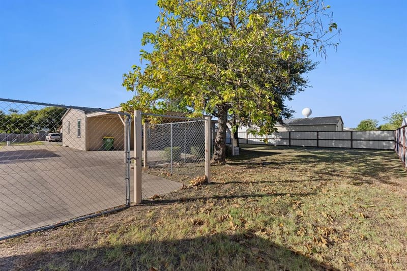 4514 Circle C Drive, Bellmead TX 76705 - Photo 10