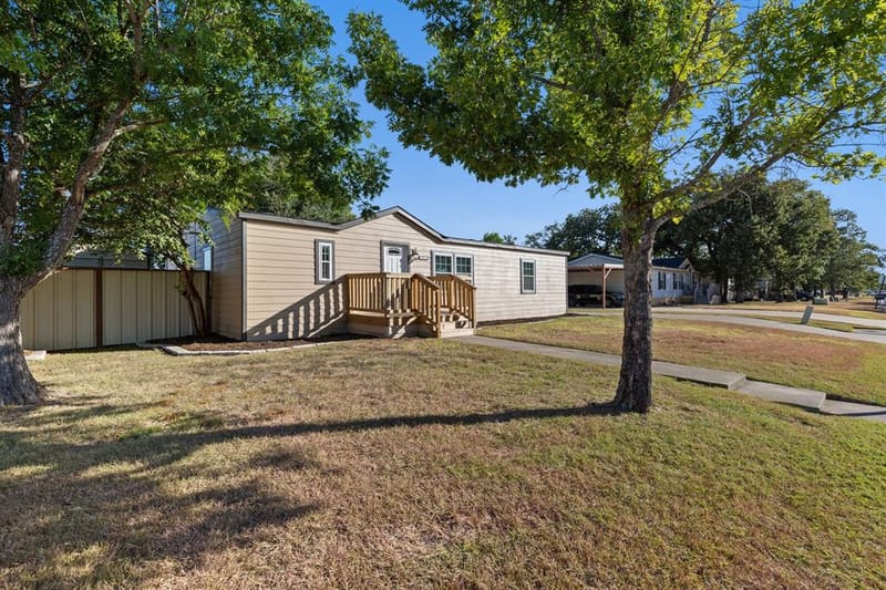 4514 Circle C Drive, Bellmead TX 76705 - Photo 4