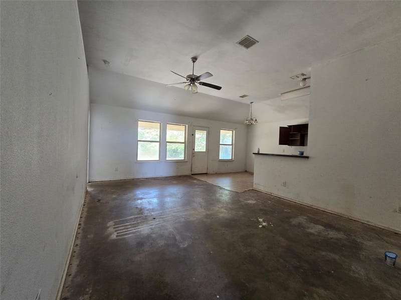 4204 Sapphire Lane, Granbury TX 76049 - Photo 12