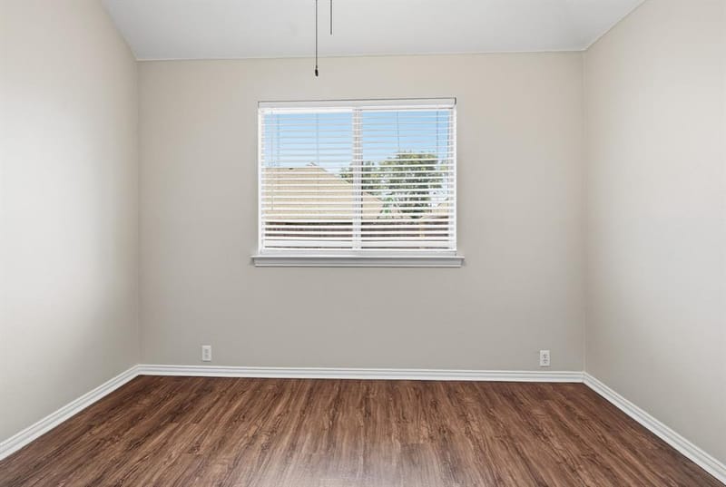 636 Brooks Street, Crowley TX 76036 - Photo 22